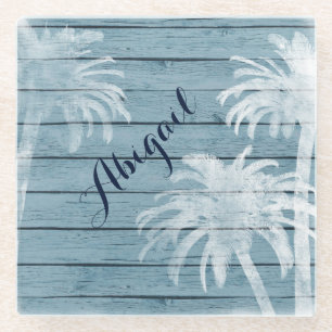Personalisierte Palmenbäume am rustikalen Holzstra Glasuntersetzer