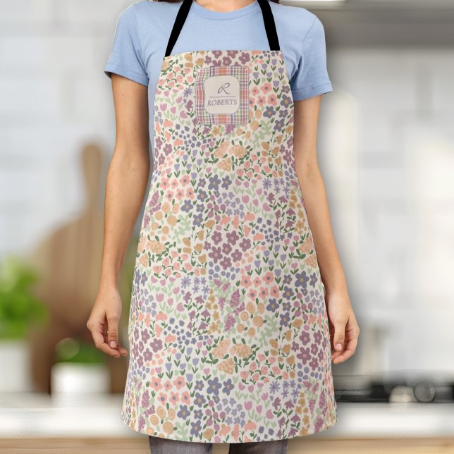 Personalisierte Patchwork-Blumen- & Karo-Schürze Schürze (Floral Cottagecore Apron – Colorful Vintage-Inspired Kitchen Gift)
