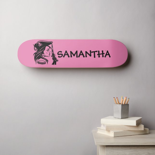 Personalisierte Piratenfrau Skateboard (Wandkunst (Horz))