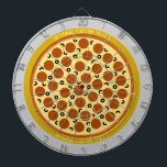 Personalisierte Pizza | Pepperoni & Olive Dartscheibe<br><div class="desc">Dieses Pizzadesign ist geschichtet und kann mit Ihrer Auswahl an Pepperoni und Oliven angepasst werden. Die Farben aller Pizzas- und Toppingdarstellungen sind individuell einstellbar. Fügen Sie auf der Pizzenkruste (oben und unten) einen eigenen Text hinzu,  um es zu einem lustigen und personalisierten Pizzabart zu machen! Ideal für Pizzaliebhaber!</div>