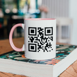 Personalisierte QR-Code-Tasse mit rosafarbenem Gri Tasse