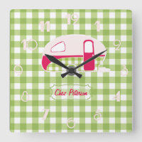 Personalisierte Retro-Gingham-Wohnwagen-Designuhr
