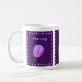 Personalisierte rosa und violette Frühlingsblüten- Kaffeetasse