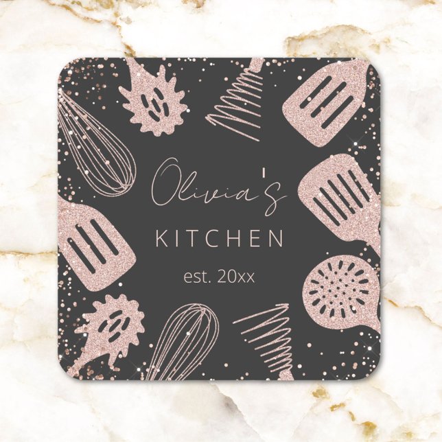 Personalisierte Rose Gold Glitzer Kochwerkzeuge Quadratischer Aufkleber (Close up)