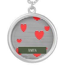 Personalisierte rote Herzen und Streifen