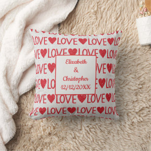 Personalisierte rote weiße Liebesherzen Hochzeitsd Kissen