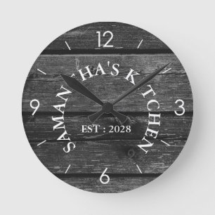 Personalisierte rustikale Holz Farmhouse Küche Run Runde Wanduhr