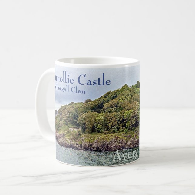 Personalisierte schottische MacDougall Clan Castle Kaffeetasse (Vorderseite Links)