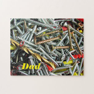 Personalisierte Schrauben auf einem Arbeitstisch Puzzle