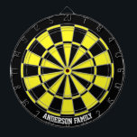 Personalisierte Schwarz-Gelb-Bicolor-Farbtafel Dartscheibe<br><div class="desc">Personalisiertes schwarz-gelbes Bicolor Dart Board.</div>