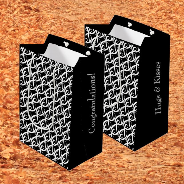 Personalisierte Schwarz-Weiß-Glückwünsche Hochzeit Mittlere Geschenktüte (For every occasion, personalized gift bags.
)