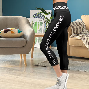 Personalisierte Schwarz-weiße Stadtrandkleidung Capri Leggings