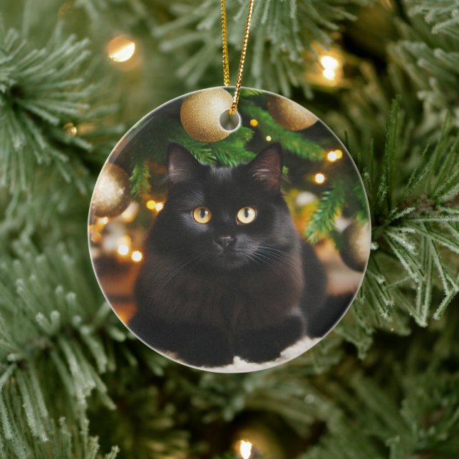 Personalisierte schwarze Katze vor Weihnachtsbaum Keramik Ornament (Baum)
