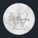 Personalisierte Script-Trauzeugen marbeln Magnet<br><div class="desc">Fügen Sie Ihrer Hochzeit eine persönliche Touch mit einem personalisierten Trauzeugen Magneten hinzu. Dieser Magnet zeichnet sich durch den Namen des personalisierten Trauzeugen im Stil von Grau-Klassik-Skripten aus. Die Hochzeitsdetails sind in Grau-Klassik-Serif-Schriftart und Monogramm in hellgrau-klassischem Serif-Schriftart-Stil auf weißem Marmorhintergrund. Auch perfekt für Trauzeuge, Brautvater, Ringträger und mehr. Bitte beachten...</div>