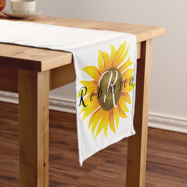 Personalisierte Sonnenblume Mittelgroßer Tischläufer (Beispiel)