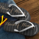 Personalisierte Trauzeugin, Gold oder Farbe Flip Flops<br><div class="desc">Gold Weiße und schwarze Streifen Muster - Ändern Sie die Farbe durch Klicken auf Anpassen. Und sagen Sie alles, was Sie gewollt haben. Machen Sie diese eine Art Flip Flops, die Ihre Nachricht auf ihnen haben. Sei das Gerede vom Strand! Personalisiert mit Ihrem Namen oder was auch immer und Titel...</div>