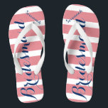 Personalisierte Trauzeugin Marine und Rosa Flip Flops<br><div class="desc">Muster für personalisierte und rosa Streifen - Ändern Sie die Farbe durch Klicken auf Anpassen. Und sagen Sie alles,  was Sie gewollt haben. Machen Sie diese eine Art Flip Flops,  die Ihre Nachricht auf ihnen haben. Sei das Gerede vom Strand!</div>