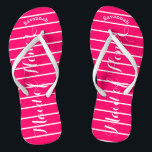 Personalisierte Trauzeugin Rosa Flip Flops<br><div class="desc">Pink und Weiß Streifen Muster - Ändern Sie den Schriftart zu einer beliebigen Farbe, indem Sie auf Anpassen klicken. Und sagen Sie alles, was Sie gewollt haben. Machen Sie diese eine Art Flip Flops, die Ihre Nachricht auf ihnen haben. Sei das Gerede vom Strand! Personalisiert mit Ihrem Namen oder was...</div>