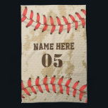 Personalisierte Vintage Baseballnummer Retro Geschirrtuch<br><div class="desc">Personalisiertes Vintages Retro-Design mit Baseball-Namen kann gut für Sie sein,  wenn Sie Baseball Liebe. Oder es könnte ein großartiges Geschenk für diejenigen sein,  die Baseball Lieben haben.</div>