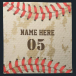 Personalisierte Vintage Baseballnummer Retro Serviette<br><div class="desc">Personalisiertes Vintages Retro-Design mit Baseball-Namen kann gut für Sie sein,  wenn Sie Baseball Liebe. Oder es könnte ein großartiges Geschenk für diejenigen sein,  die Baseball Lieben haben.</div>