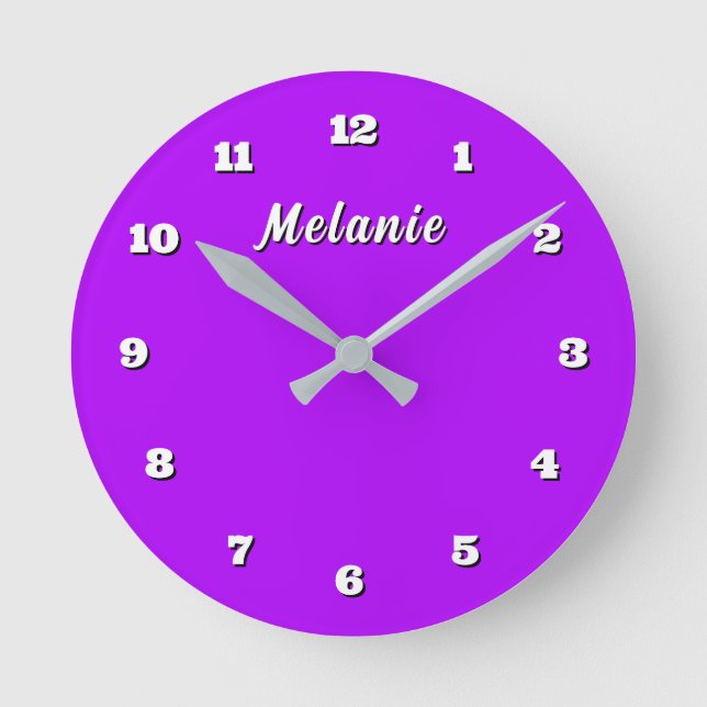 Personalisierte violette Wanduhr mit individuellem (Vorderseite)