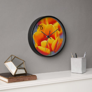 Personalisierte Vorstöße in eleganten Gelben Tulip Uhr