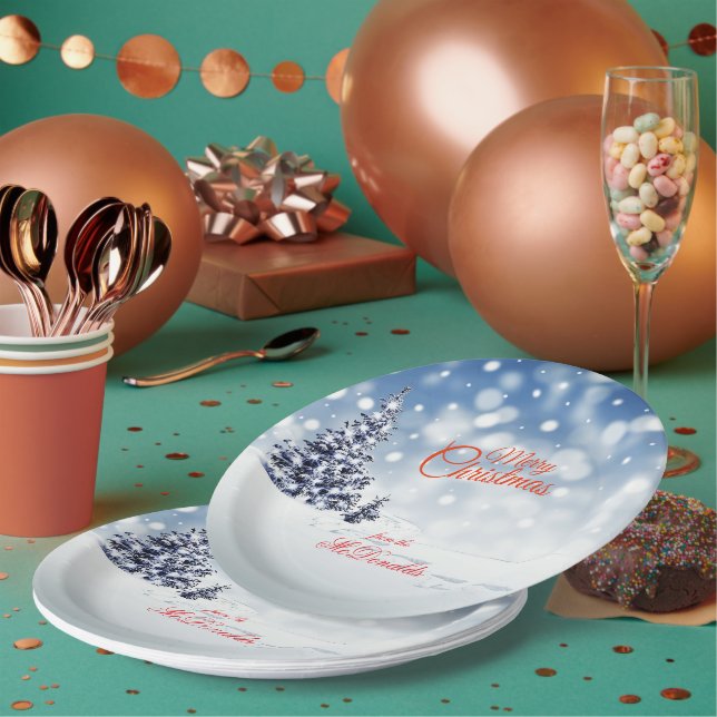 Personalisierte Weihnachtstischdecke mit Schnee un Pappteller (Multi)