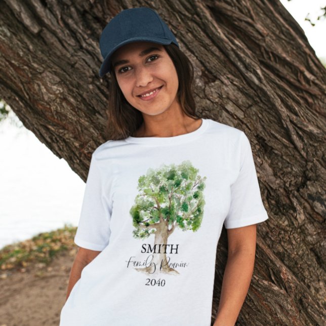 Personalisierte Wiedersehen-Tree-Frau T-Shirt (Von Creator hochgeladen)