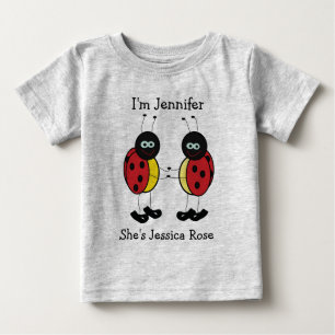 Personalisierte Zwillings-Marienkäfer-Freunde Baby T-shirt