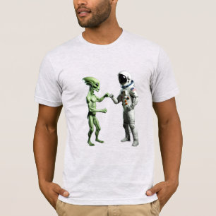 Personalisierter Astronaut und Alien Fist Bump Vat T-Shirt