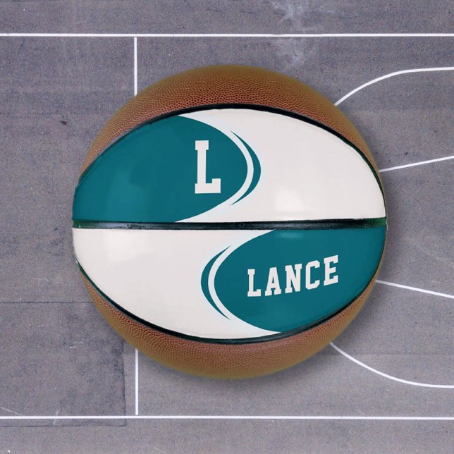 Personalisierter Basketball mit blau-grünem Monogr (Von Creator hochgeladen)