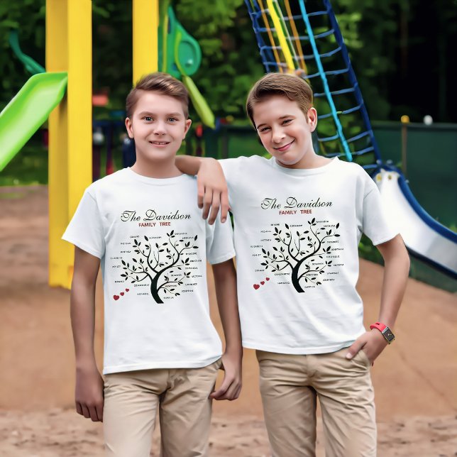 Personalisierter Big Family Tree (20 Namen) T-Shirt (Von Creator hochgeladen)