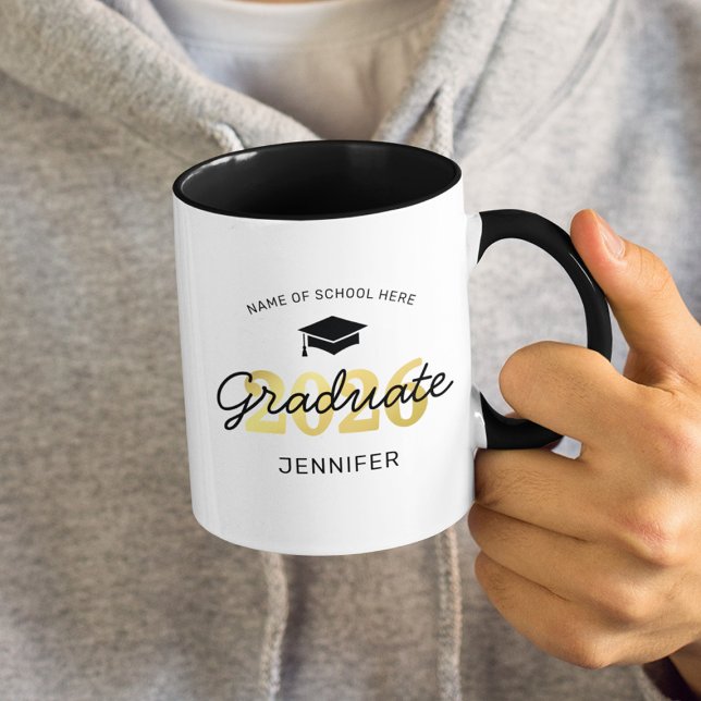 Personalisierter Black Gold Graduate 2025 Tasse (Von Creator hochgeladen)