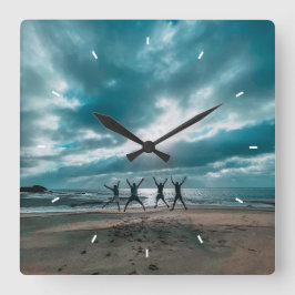 Personalisierter Blick auf den Ozean Quadratische Wanduhr