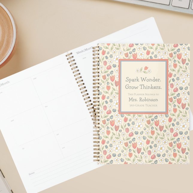 Personalisierter Blumen-Lehrer-Planer für den Schu Planer (Personalized Back‑to‑School Teacher Planner | Spark Wonder Theme  )