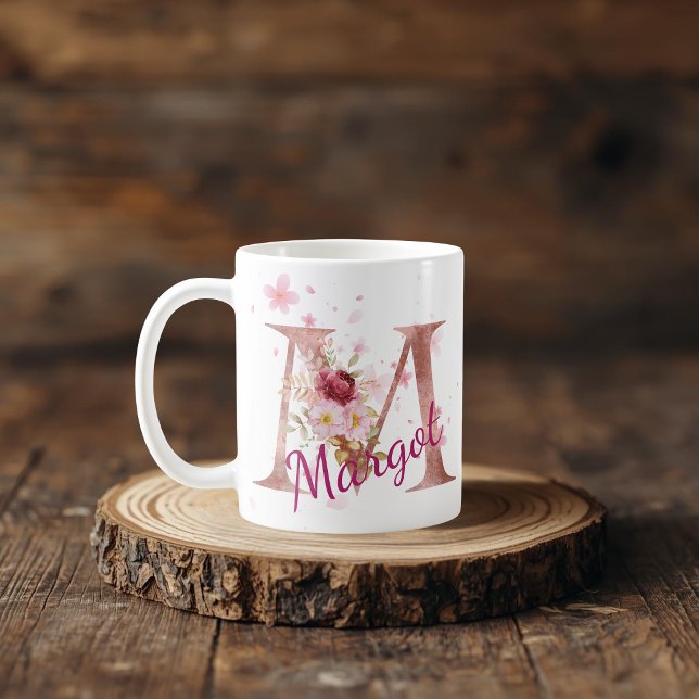 Personalisierter Blumeninitial-Becher – Buchstabe  Kaffeetasse (Von Creator hochgeladen)