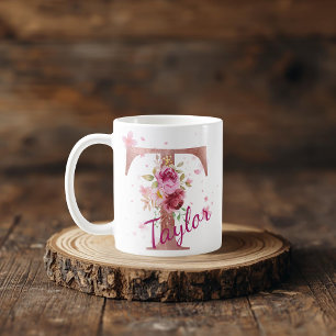 Personalisierter Blumeninitial-Becher – Buchstabe Kaffeetasse