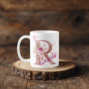Personalisierter Blumeninitial-Becher – Buchstabe Kaffeetasse