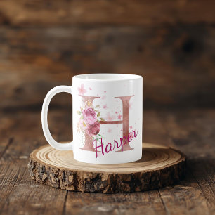 Personalisierter Blumeninitialen-Becher – Buchstab Kaffeetasse
