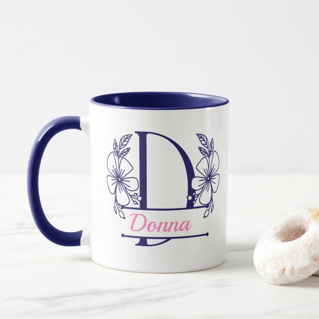 Personalisierter Blumenmonogramm-Buchstabe D Beche Tasse (Mit Donut)