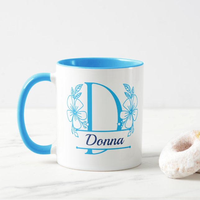 Personalisierter Blumenmonogramm-Buchstabe D Beche Tasse (Mit Donut)
