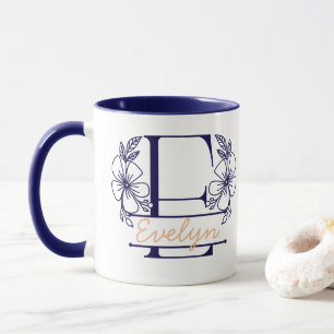 Personalisierter Blumenmonogramm-Buchstabe E Beche Tasse