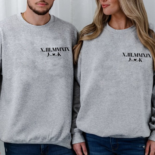 Personalisierter Boyfriend Jahrestag römische Zahl Sweatshirt (Von Creator hochgeladen)