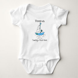 Personalisierter Daddy's First Mate Sailboat Baby Baby Strampler