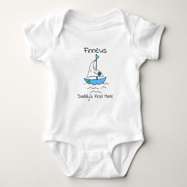 Personalisierter Daddy's First Mate Sailboat Baby Baby Strampler (Vorderseite)