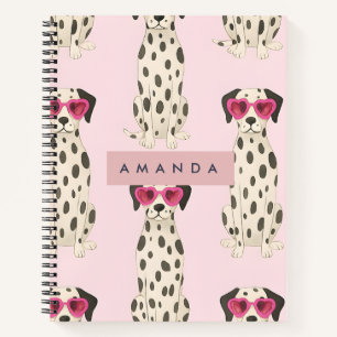 Personalisierter Dalmatiner Hund mit rosa Herzbril Notizbuch