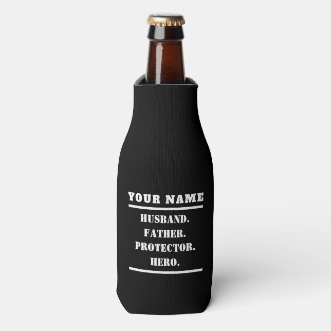Personalisierter Ehemann Vater Protector Hero Flaschenkühler (Flaschenvorderseite)