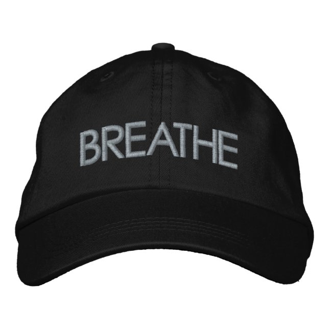 Personalisierter Ein-Wort-Minimalistischer Text Bestickte Baseballkappe (Vorderseite)