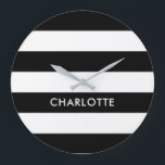 Personalisierter Eleganter Luxus Schwarz-Weiß Stre Große Wanduhr<br><div class="desc">Personalisiert Original Niedliche Elegant Schwarz-Weiß Streifen Linie Muster</div>