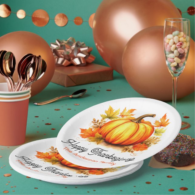 Personalisierter Erntedank Pumpkin & Herbstlaubs Pappteller (Multi)